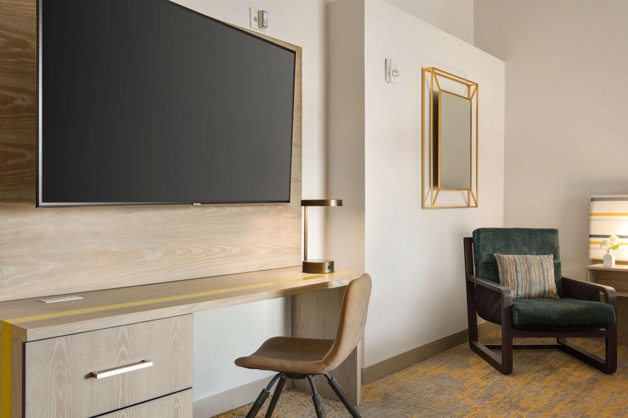 Doubletree By Hilton Campbell - Pruneyard Plaza Екстер'єр фото