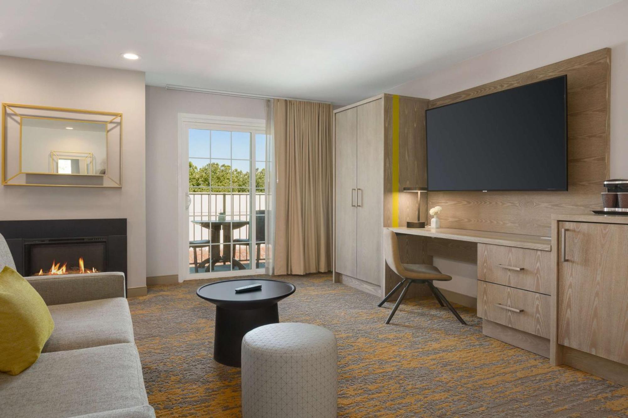 Doubletree By Hilton Campbell - Pruneyard Plaza Екстер'єр фото