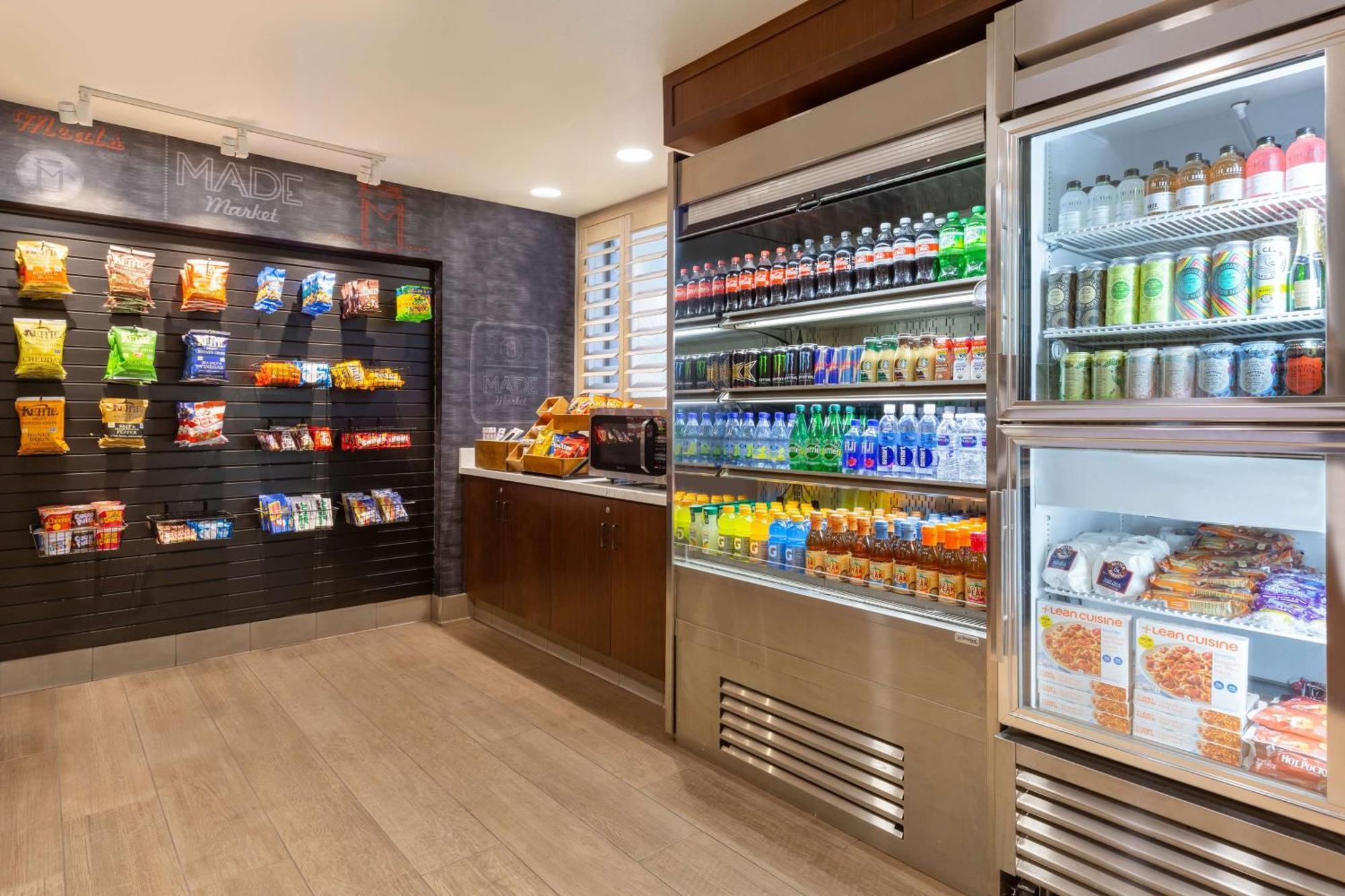 Doubletree By Hilton Campbell - Pruneyard Plaza Екстер'єр фото